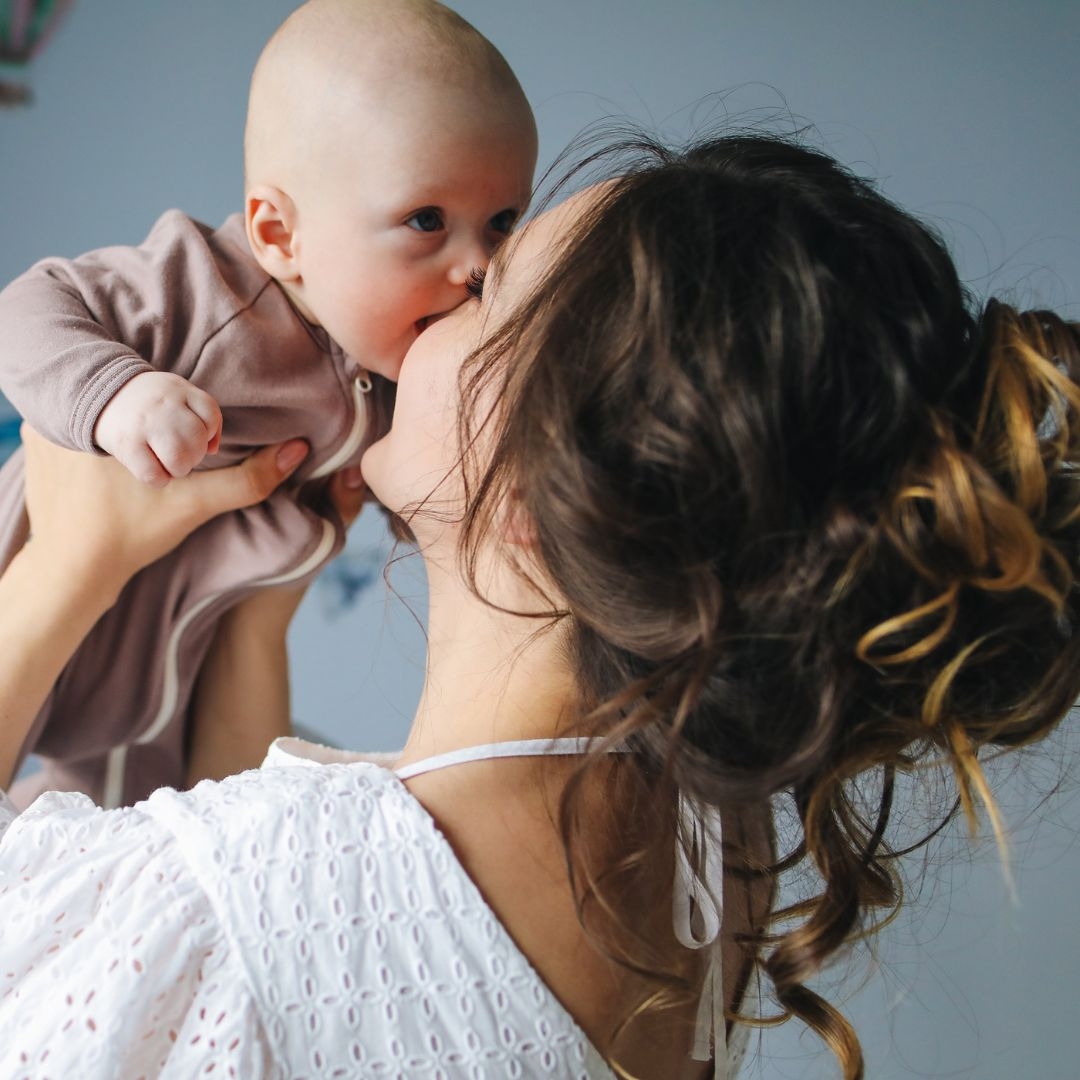 MAQUILLATGE PER A MARES AMB POC TEMPS